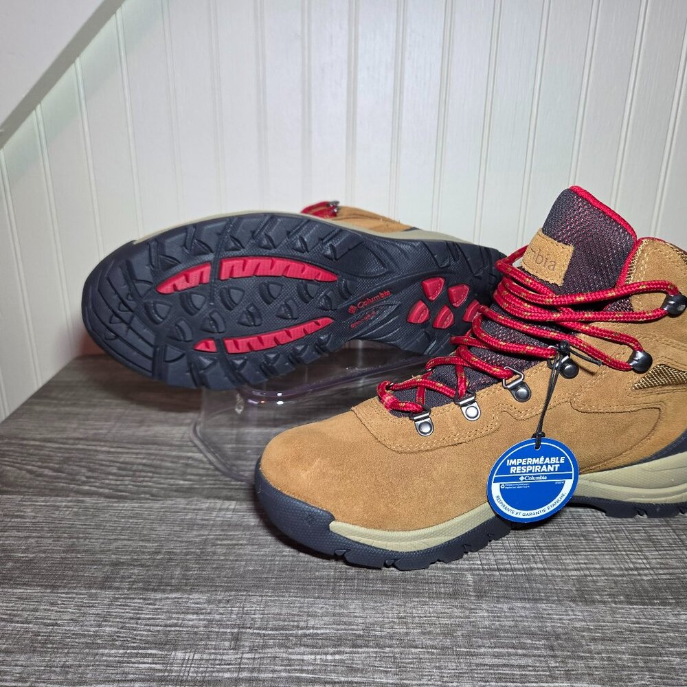 Columbia Newton Wander Hiking Boots - Women's 11